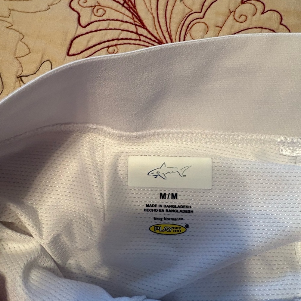 Greg Norman Collection White Women's Golf Skort with Subtle A-Line - Picture 3 of 4